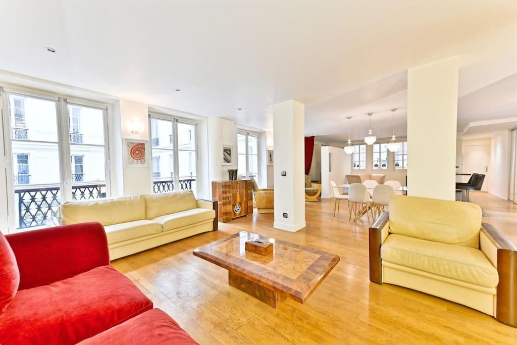 Grand 150m2 - Ii Parijs