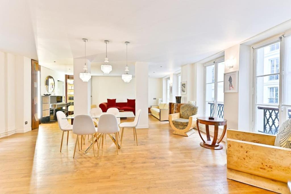 Grand 150m2 - Ii Parijs